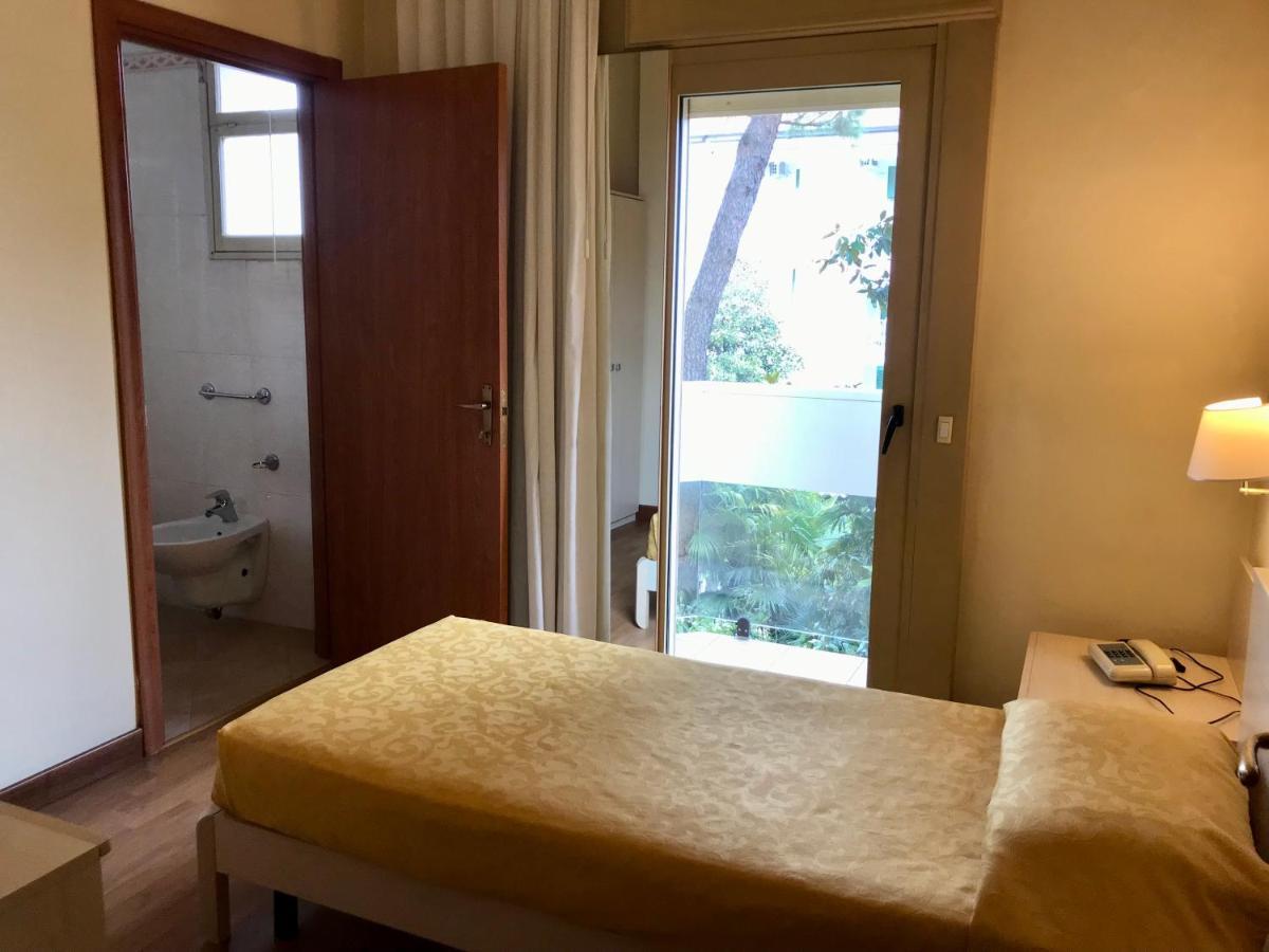 Hotel B&B Risorta Abano Terme Luaran gambar